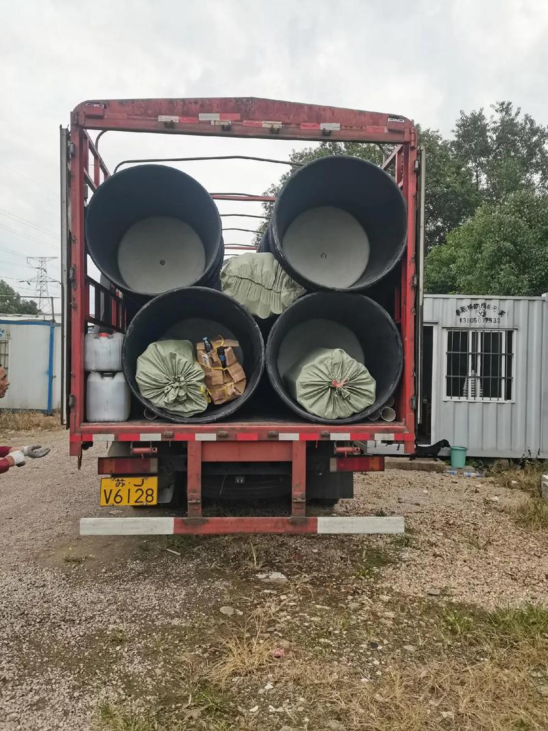 孵化桶再走一车,专业生产玻璃钢孵化桶,孵化水槽,欢迎咨询18